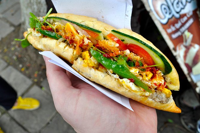(Private/Motor/Cutural) Street food experience in Hanoi old quarter - Pickup, meeting point, and how you start on the right foot