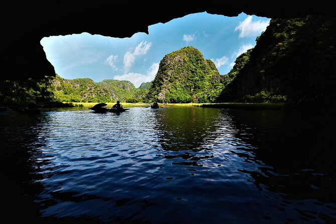 Private Ninh Binh Full Day (Bich Dong -Tam coc -Mua cave- Biking) - Bich Động pagoda: seeing Buddhism origins without feeling lost