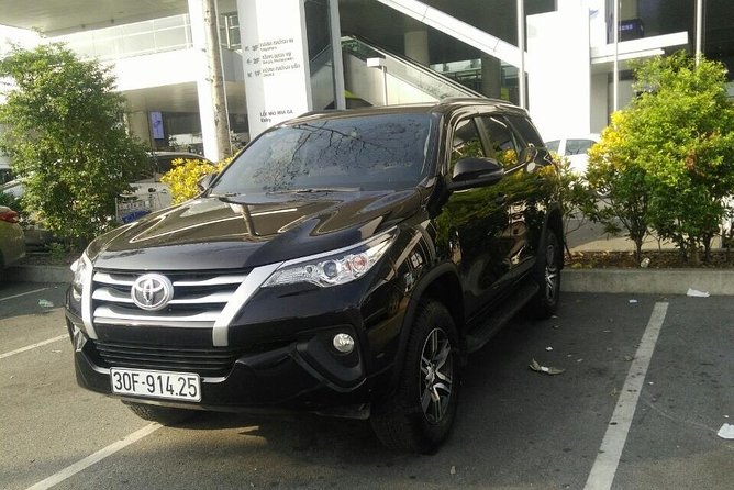 Private Noi Bai airport transfer (HAN) Arrival or Departure - 24/7 Hanoi service and the meet-and-greet that saves time