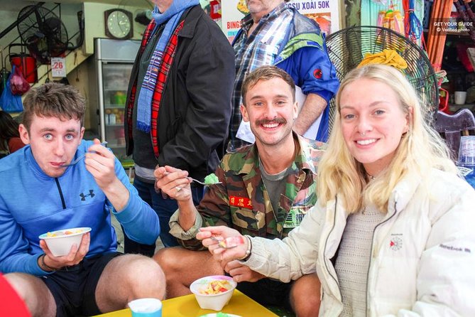 Private Street Food Tour - Walking Hanoi Old Quarter - Stop in the Old Quarter: your guide’s walking plan