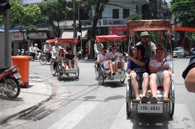 Private Tour: Hanoi City Tour Including Water Puppet Show and Cyclo Ride - Hoan Kiem Lake and Ngoc Son Temple: A Reset in the Middle of the Day