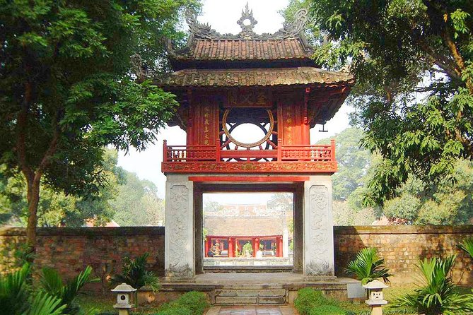 Private Tour Hanoi Highlights - Bat Trang Village - Pottery Class - Tran Quoc Pagoda: Hanoi’s oldest pagoda by West Lake