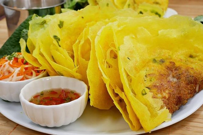 Private Tour: Hanoi Street Foods - Train Street - Hidden Gems - Train Street entrance: seeing the rails and the everyday life around them
