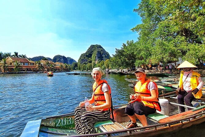 PRIVATE TOUR Ninh Binh One Day - Hoa lu- Tam Coc - Mua Cave - A One-Day Ninh Binh Loop: Hoa Lu, Tam Coc, and Mua Cave