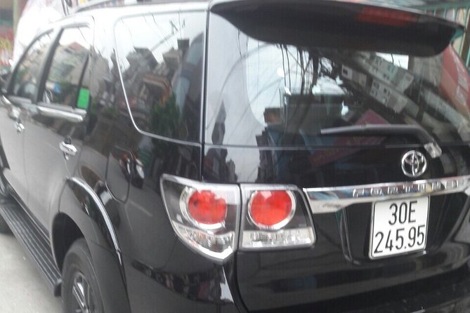 Private Transfer from Hanoi Airport HAN to Old Quarter - When private transfers go sideways: vehicle size and luggage