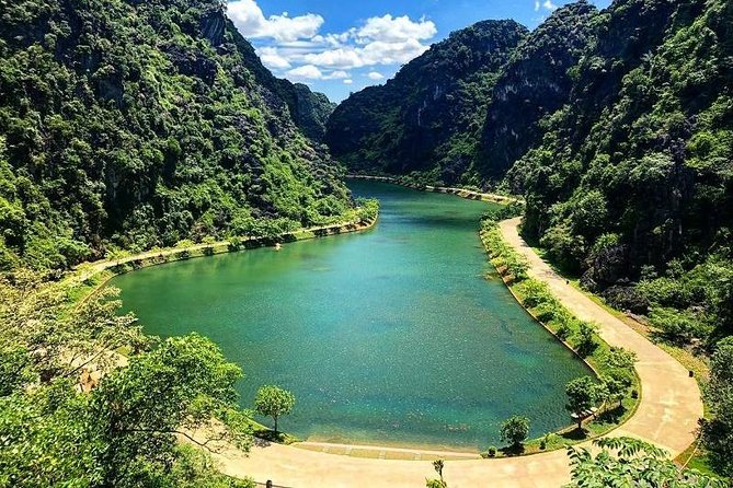 Private Transfer FROM/to Hanoi TO/from Ninh Binh (Hotel Pickups) - Who should book this transfer (and who might skip it)