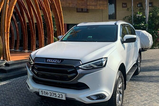 Private transfer Ninh Binh <=> Halong One Way (Free Hotel Pickup) - Photo stops and short breaks: how to use the flexibility without losing time
