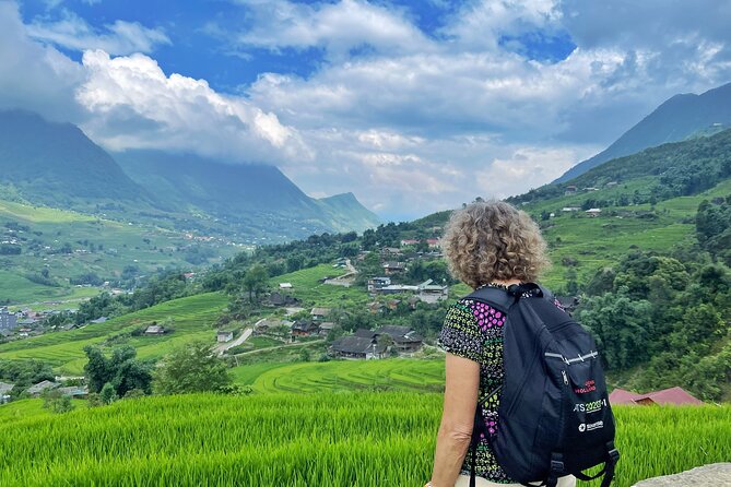 Private Trekking through Terraces Rice Fields in Sapa - Transport and the small comforts that prevent a bad day