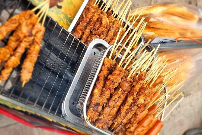 Private Walking Food Tour in Hanoi - Ta Hien Street: Beer Corner Vibes and Night-Time Hanoi Mood