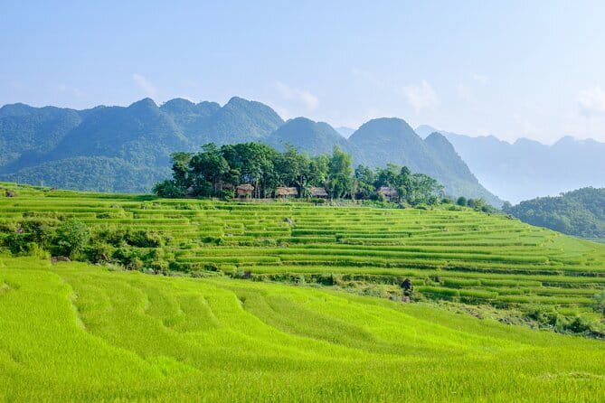 Pu Luong 3-Day Adventure: Trekking, Cycling & Local Cooking Class - Guides, Pace, and Small-Group Comfort (Nga and Sunny Come Up Often)