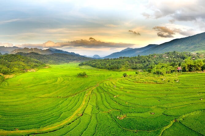 Pu Luong 3-Day Adventure: Trekking, Cycling & Local Cooking Class - Day 1 in Pu Luong Nature Reserve: Trekking, Village Life, and Time to Reset