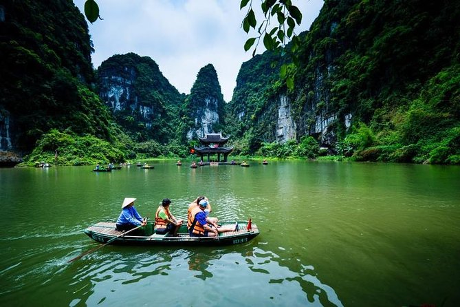 Pu Luong- Ninh Binh 3 days The Escape - Day 2 in Pu Luong: Cham River hanging bridge, Thai waterwheels, bamboo boat calm