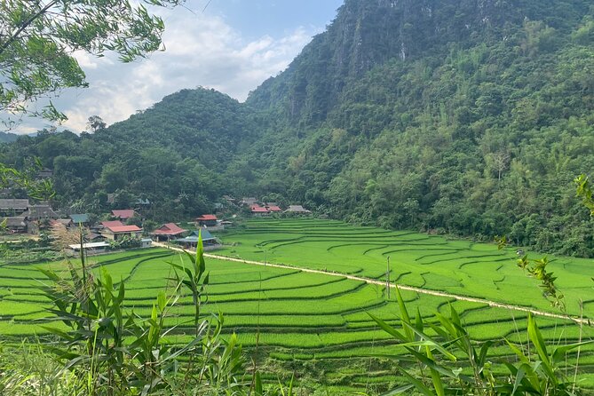Pu Luong Ninh Binh Lan Ha bay 6days - Day 2: Pu Luong trekking with the rhythm of local markets