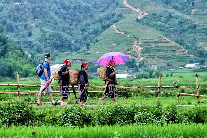 Red Dao village trek and Herbal bath - How the 9:30 Start Works: Pickup, Timing, and Group Size