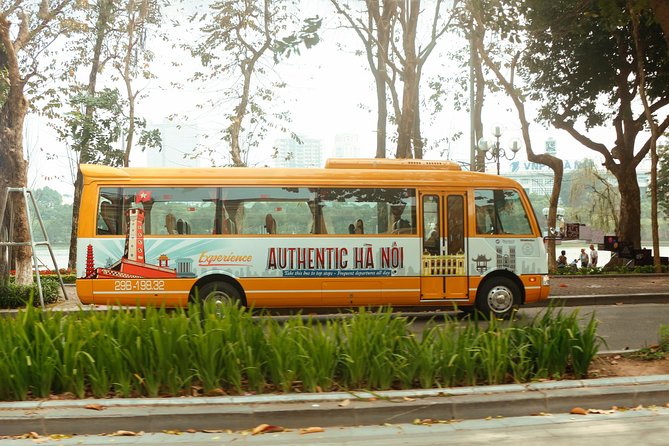 Retro Hop-on-hop-off Bonbon City Tour: Premium Package - Getting on: the “hop-on hop-off” system and how to use it