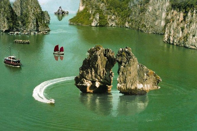 Round-Trip Hanoi to Halong Private Vehicle Charter - The Car Options: Sedan, SUV, or Minivan That Fits Your Group