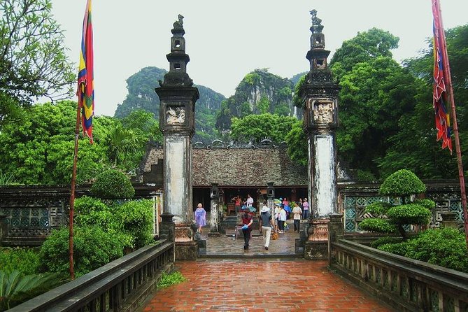 Round-Trip Hanoi to Ninh Binh Private Vehicle Charter - Tam Cốc: planning for time on the water and the paths