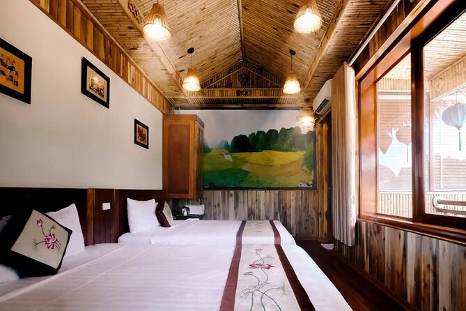 Roundtrip: HaNoi - NinhBinh - LanHa Bay on 5-Star Cruise 3days - Lan Ha Bay Morning on Day 3: Kayaking Again, Then Brunch and Back to Hanoi