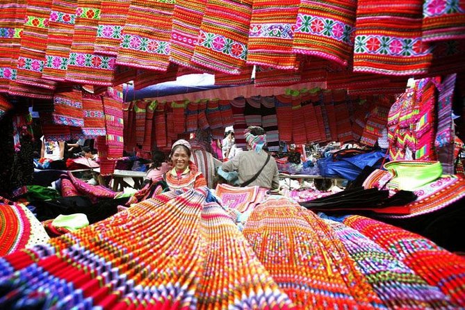 Sapa 2 Days 1 Night Bac Ha Market Tour (Overnight In Hotel) - Cat Cat village: Black H’Mong life at the foot of Fansipan