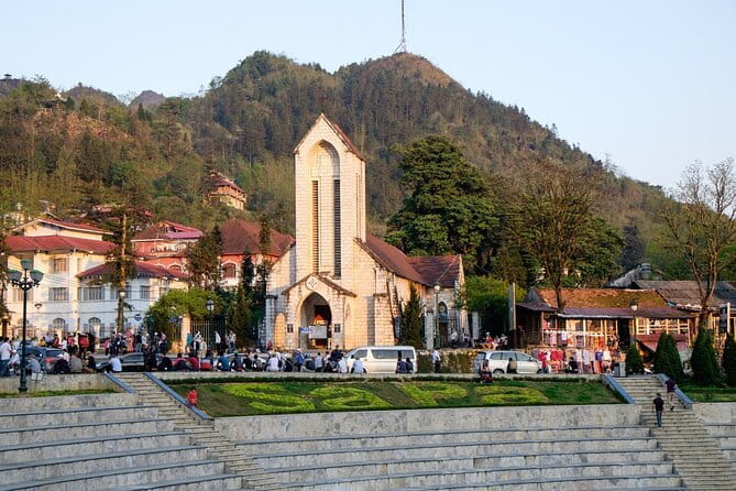 Sapa - Ha Giang Loop Tour 5 days 4 nights - Day 3: Hmong King Palace, Quan Ba Heaven Gate, then Sapa transfer