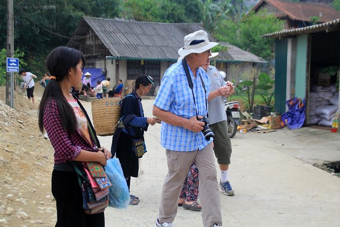 Sapa Hard Trekking villages 2D/1N: Homestay, Meals, English speaking guide - The guide: English explanations that make the hills make sense