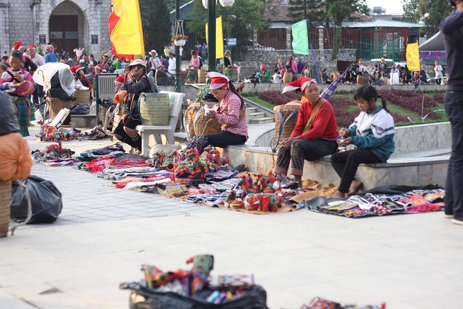 Sapa Hard Trekking villages 2D/1N: Homestay, Meals, English speaking guide - Meals included: two lunches, one dinner, and a breakfast that starts outside