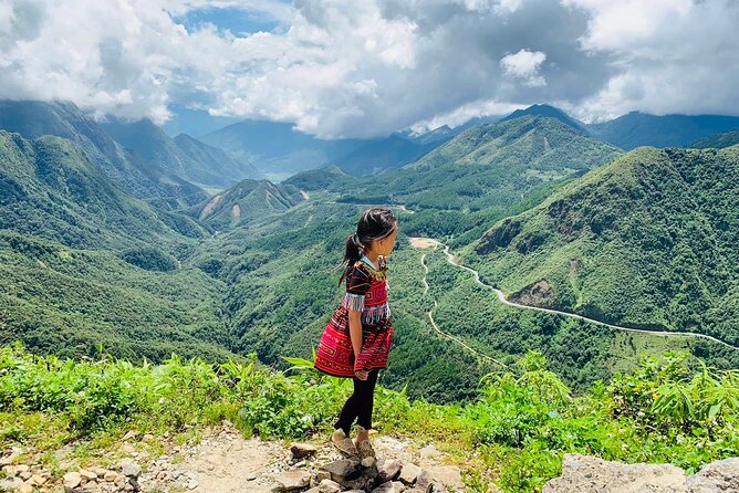 Sapa Motorbike Tour With Local Guide 1 Day - Waterfalls, Villages - Thác Bạc (Silver Falls): short walking, big payoff