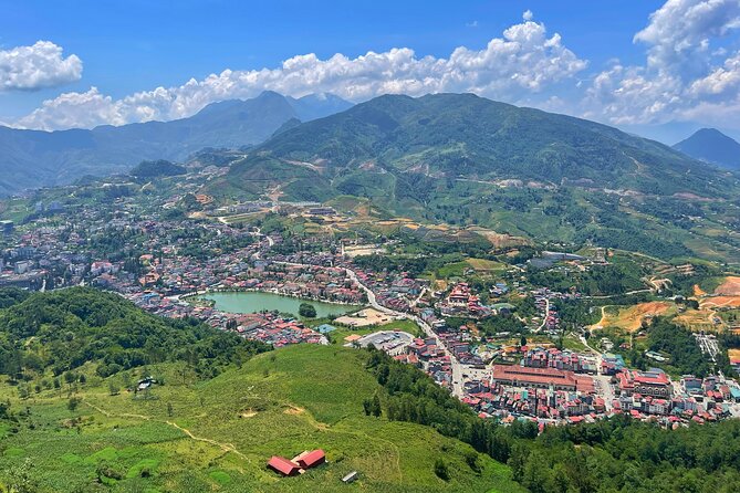 Sapa Mountain View and Villages Trek - After lunch in Hang Da: why the houses look small up high