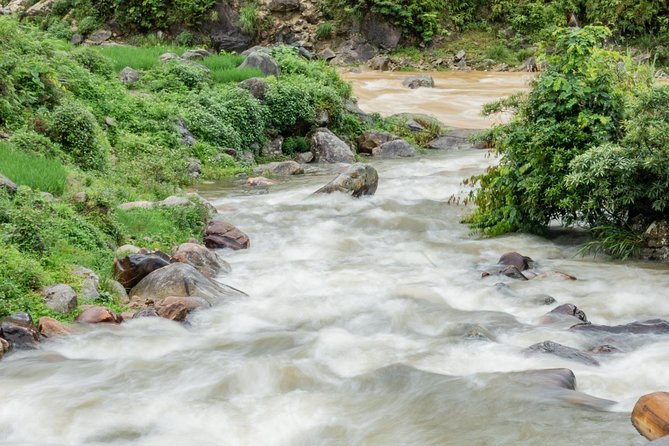 Sapa, Muong Hoa Valley - 1 Day Hiking & Cultural Experience - Day One: from Y Linh Ho rice fields to Lao Chải weaving, then Ta Van overnight