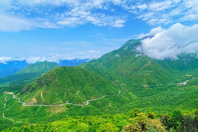 Sapa Private Car Tour to Silver & Love Waterfalls and Lonely Tree - Private Car Practicalities: Pickup, Route Time, and Value