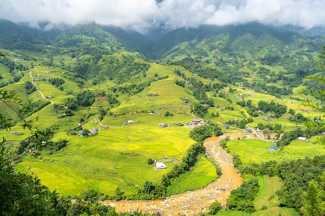 Sapa Trekking 3 Days 2 Nights (Homestay) - Departure From Hanoi - Day 1: Y Linh Ho (Black H’mong) fields to Tả Van life