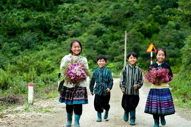 Sapa Villages trekking and homestay 2 Days/ 1 night package tour: best selling - The homestay reality check: what you’ll love and what to plan for