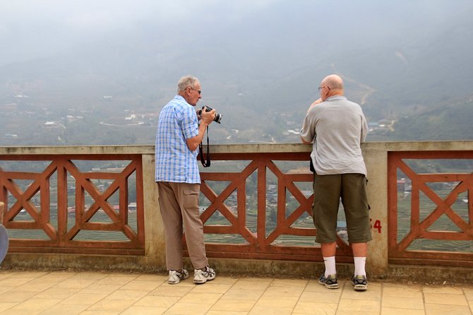 Sapa Villages trekking and homestay 2 Days/ 1 night package tour: best selling - Treks, pacing, and what to pack for Sa Pa paths
