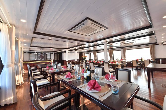 Sapphire Cruise 3 Days Tour into Halong Bay (2 Nights on Boat ) - Day 3: Morning Tai Chi, onboard lunch, and back to Hanoi