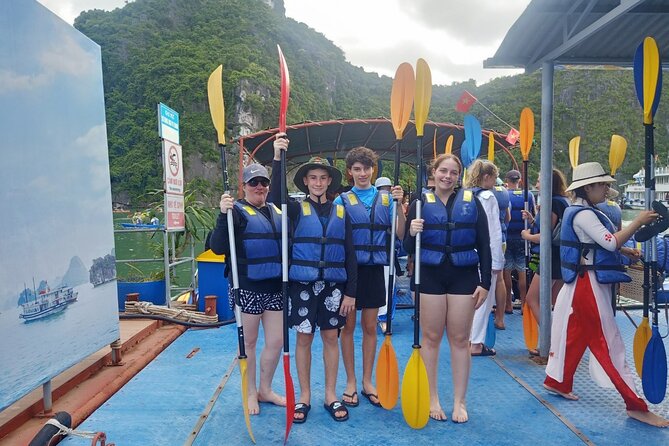 Sea Lion Luxury 5-Star Halong Day Cruise,Buffet Lunch,Shuttle Bus - Guides and Group Size: Comfort, English Support, and the Luck Factor