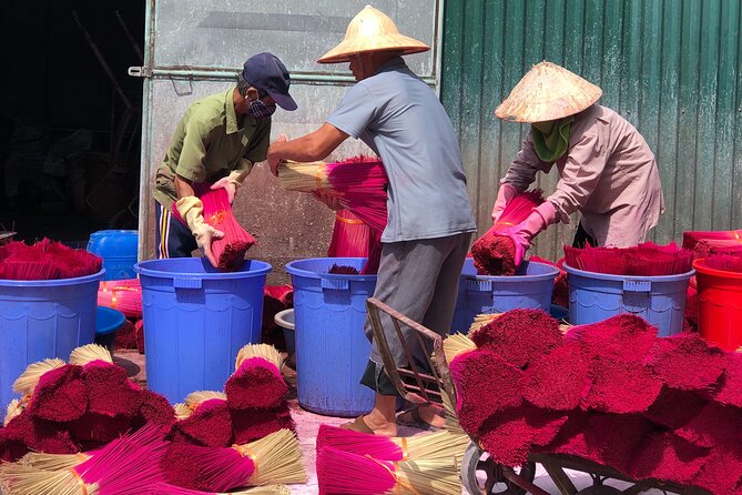 Secret Handicraft Villages of Hanoi ( Incense and hat Villages ) - Why this tour feels more like Vietnam than a city stroll