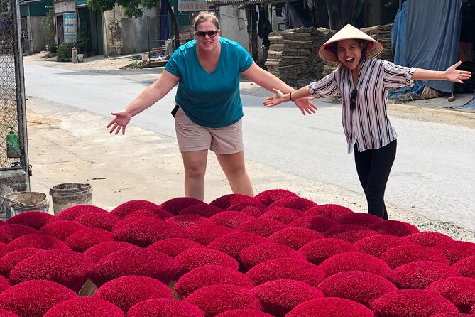 Secret Handicraft Villages of Hanoi ( Incense and hat Villages ) - Who should book this craft day in Hanoi?