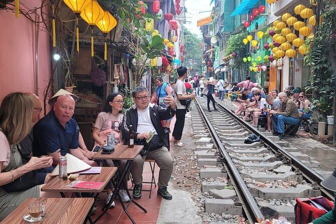 Shore Excursion: Full-day Hanoi City Tour from Halong Port - Tran Quoc Pagoda on West Lake: A Calm Break on a Long Day