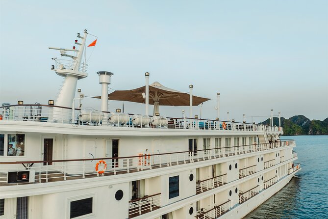 Stellar Cruise Full Day Explore Halong Bay - Bai Tu Long Bay: the “between-the-caves” time