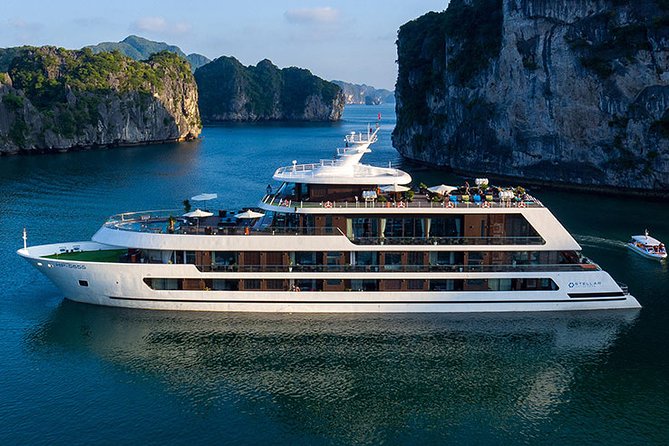 Stellar of the Seas Cruise 2 Days/1 Night 5 Star All included - Boarding the Stellar of the Seas: Small Yacht, Big Comfort