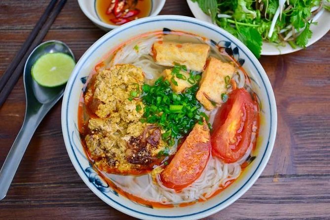 Street Food Tour in Hanoi - Mobile ticket and group logistics that help you feel calm