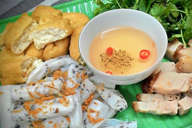 Street Food Tour in Hanoi - The Old Quarter angle: why the food here has a backstory