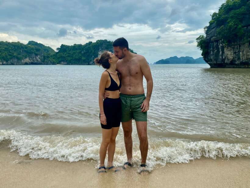 Swan Cruises: Bai Tu Long Bay 2 Days 1 Night - Thien Canh Son Cave: worth it, but manage the crowd factor