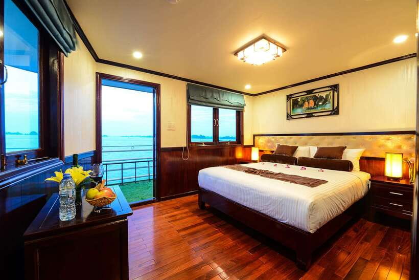 Swan Cruises: Bai Tu Long Bay 2 Days 1 Night - Lunch onboard, then back to Hanoi