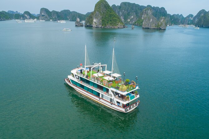 Sweetness Cruise Ha Long Bay: Caves, Kayaking, Swimming & Lunch - Sung Sot Cave: the one cave most first-timers want