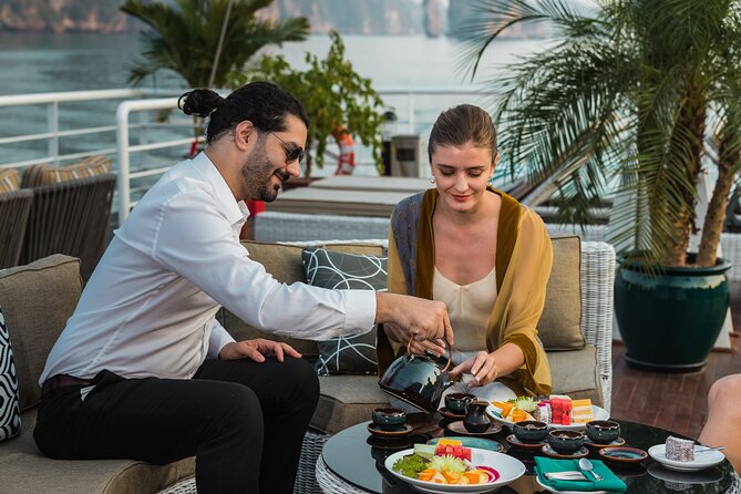 The Halong Catamaran Premium Day Cruise From Ha Long Bay - Food and cooking demonstration: lunch that actually fills you up
