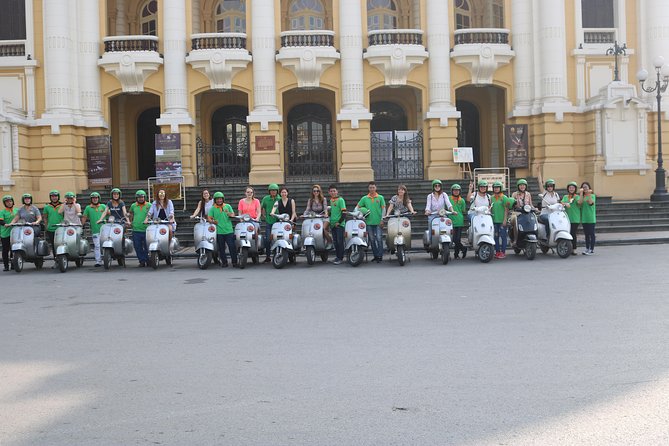 The insider's Hanoi 4.5 hours All highlight Places & Train Street - Pace and safety: what it feels like in real traffic