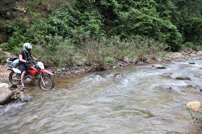 Three days motorbiking tour Pu Luong - Day 3 back to Hanoi at 9:00: morning calm, then a return ride