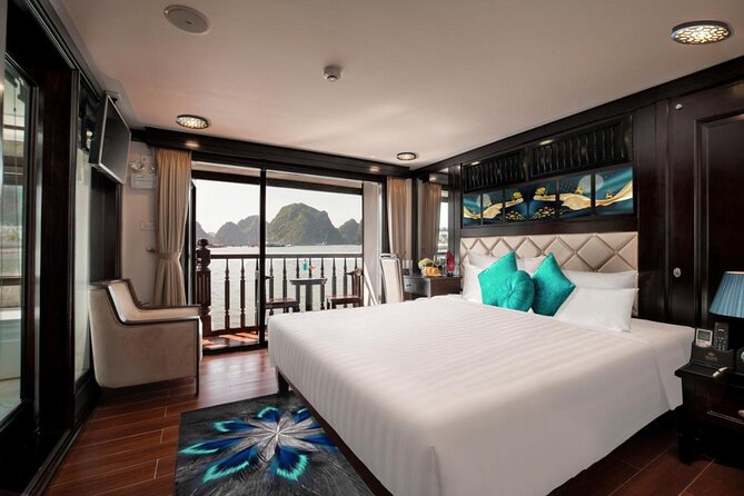 TOP TIER: 3 DAYS/2 NIGHTS tours- LIKE ABOSS on beautiful cruises - Day 3: Sunrise Tai Chi, Sung Sot Cave, and your last bay morning