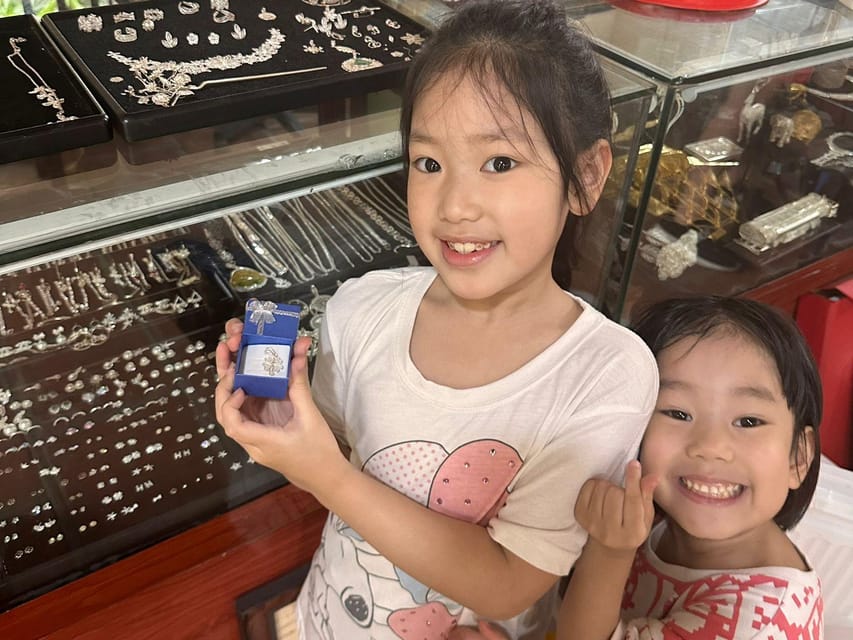Traditional Silversmith Workshop in Hanoi - How the guidance works (and what “English-speaking” means day-of)
